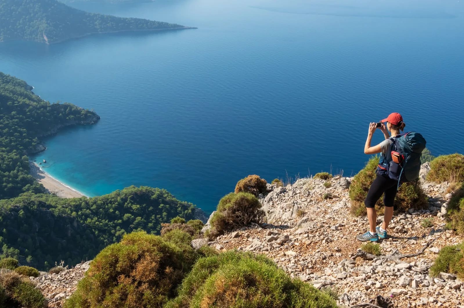 İngiliz Pazarında Paket Tur Eğilimi Güçleniyor - AKTOB — Kaynak: AKTOB (Akdeniz Turistik Otelciler ve İşletmeciler Birliği)